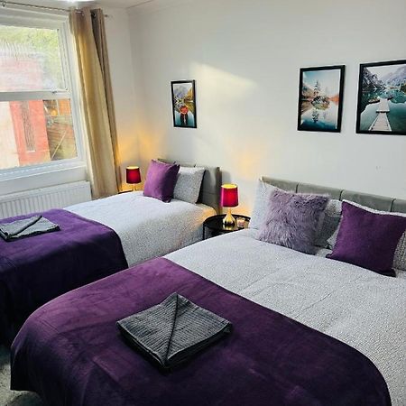 2 Bedrooms House Near Central Londyn Zewnętrze zdjęcie